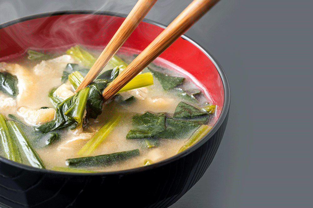 【簡単に栄養補給】寒い日の夕食におすすめ！あったかお味噌汁